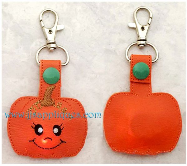 Flashing Snap On Pumpkin Key Fob