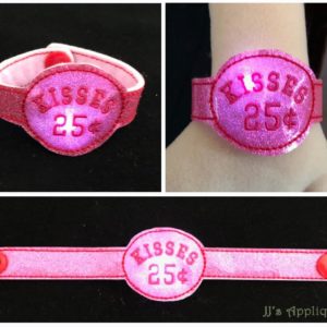 Flashing Valentine Kisses Bracelet